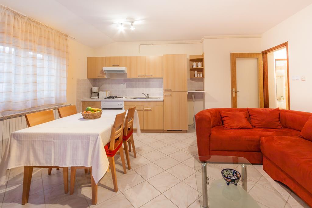 Apartment Aldo Pula Pokoj fotografie