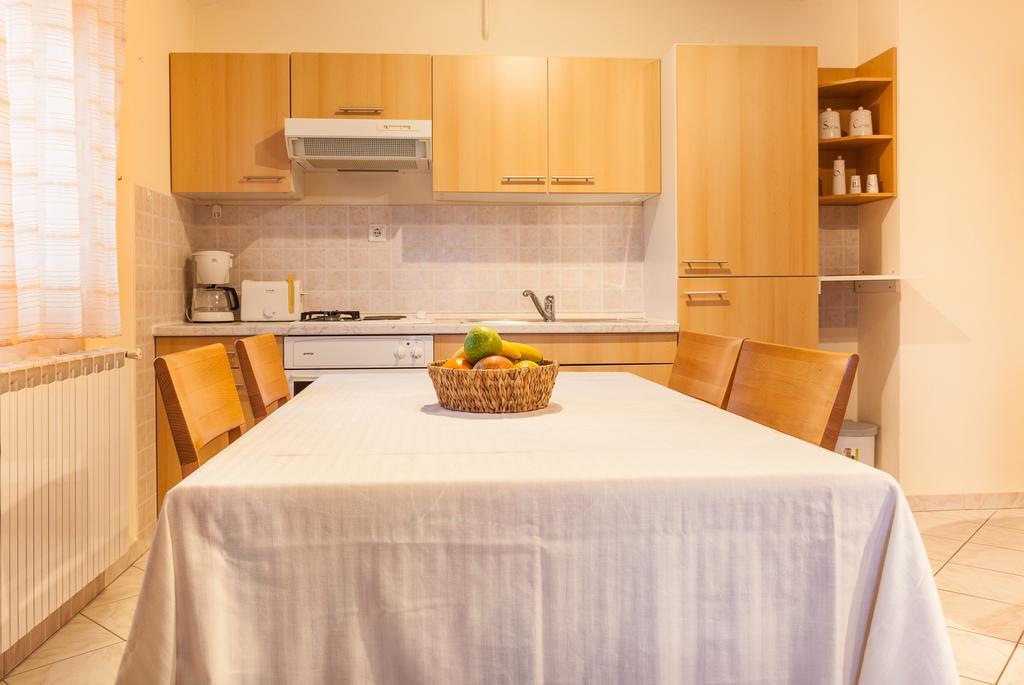 Apartment Aldo Pula Pokoj fotografie